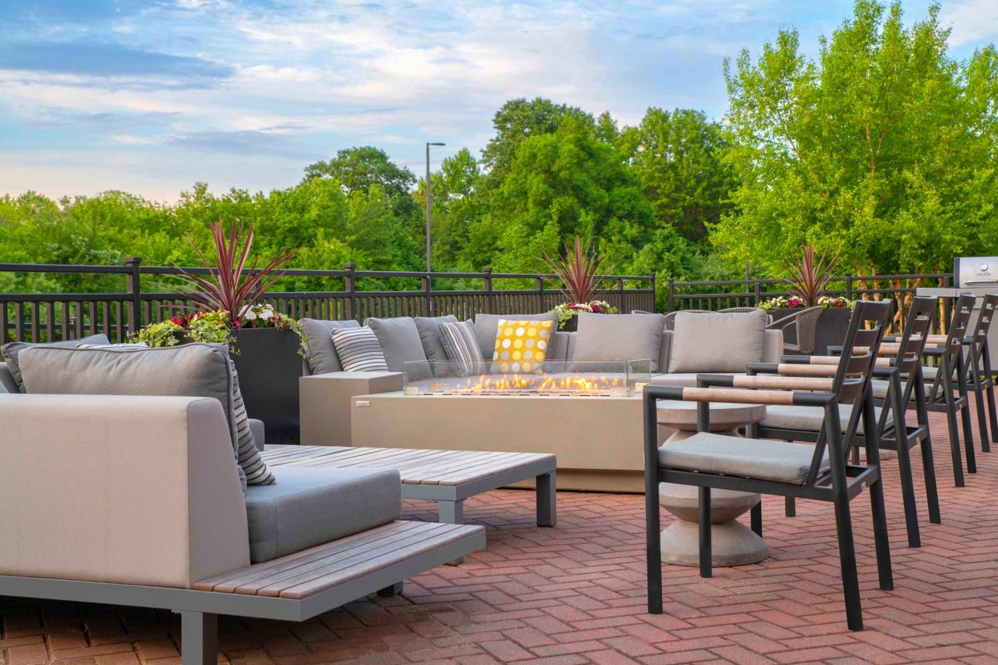 Residence Inn By Marriott Boston Concord Exterior photo